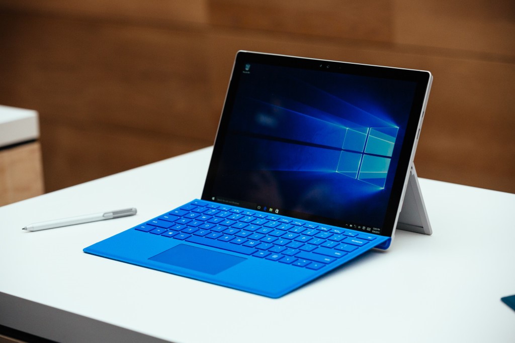 surface pro 5 rumor all in one - Surface Phone Italia